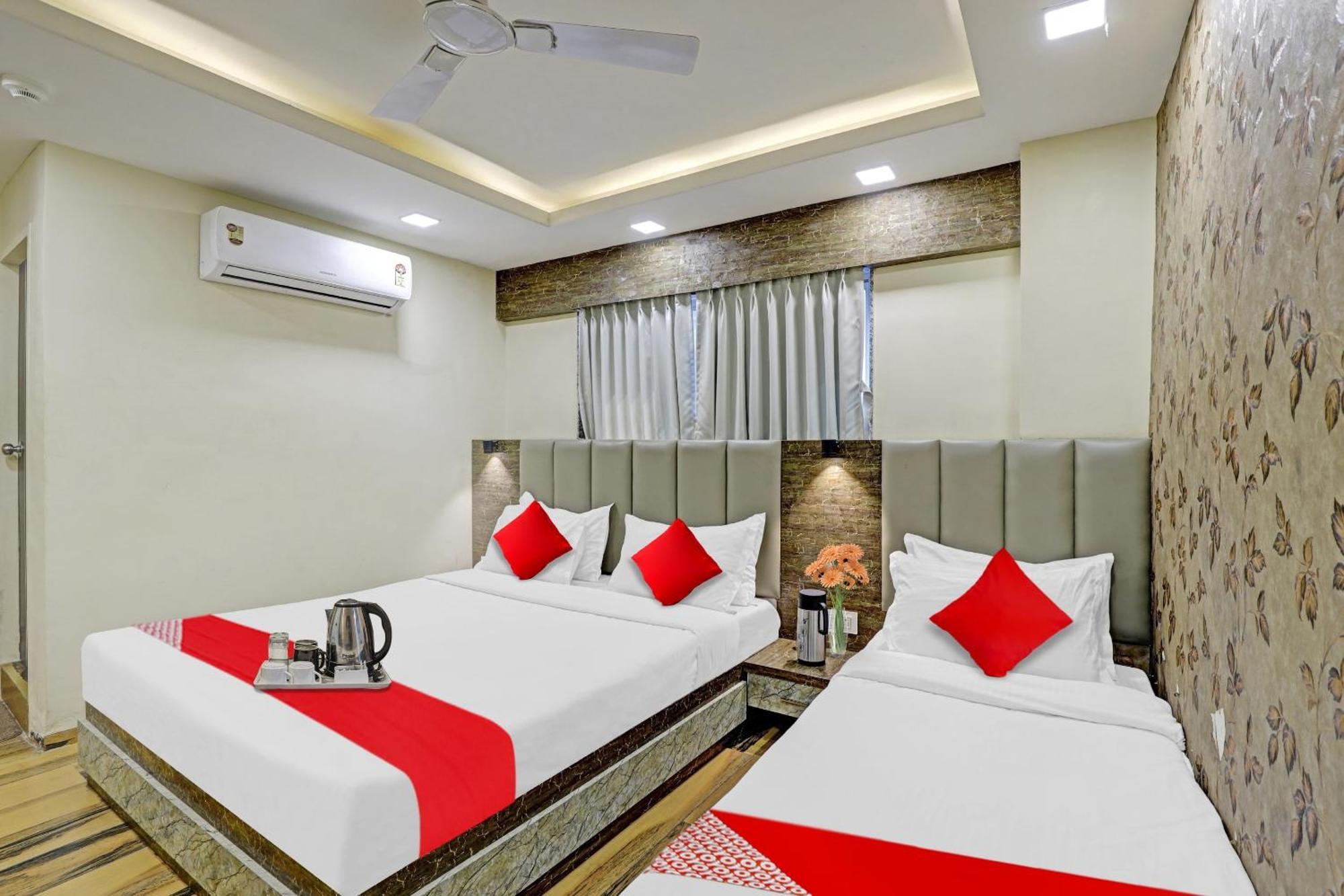 Collection O Hotel Raj Palace Вадодара Экстерьер фото