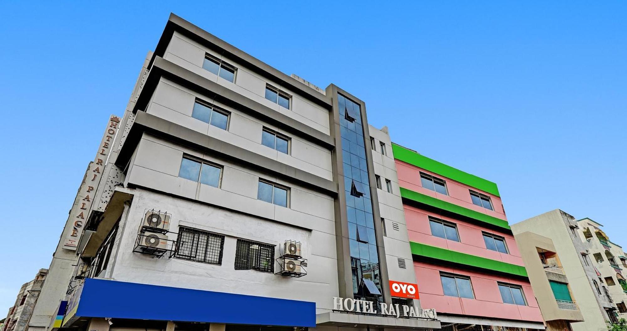 Collection O Hotel Raj Palace Вадодара Экстерьер фото